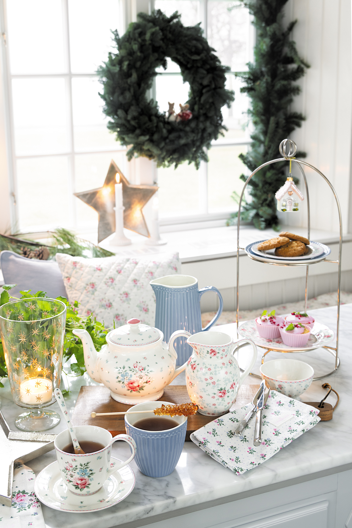 Porcelanowa filiżanka ze spodeczkiem Clara White Green Gate - obrazek 2